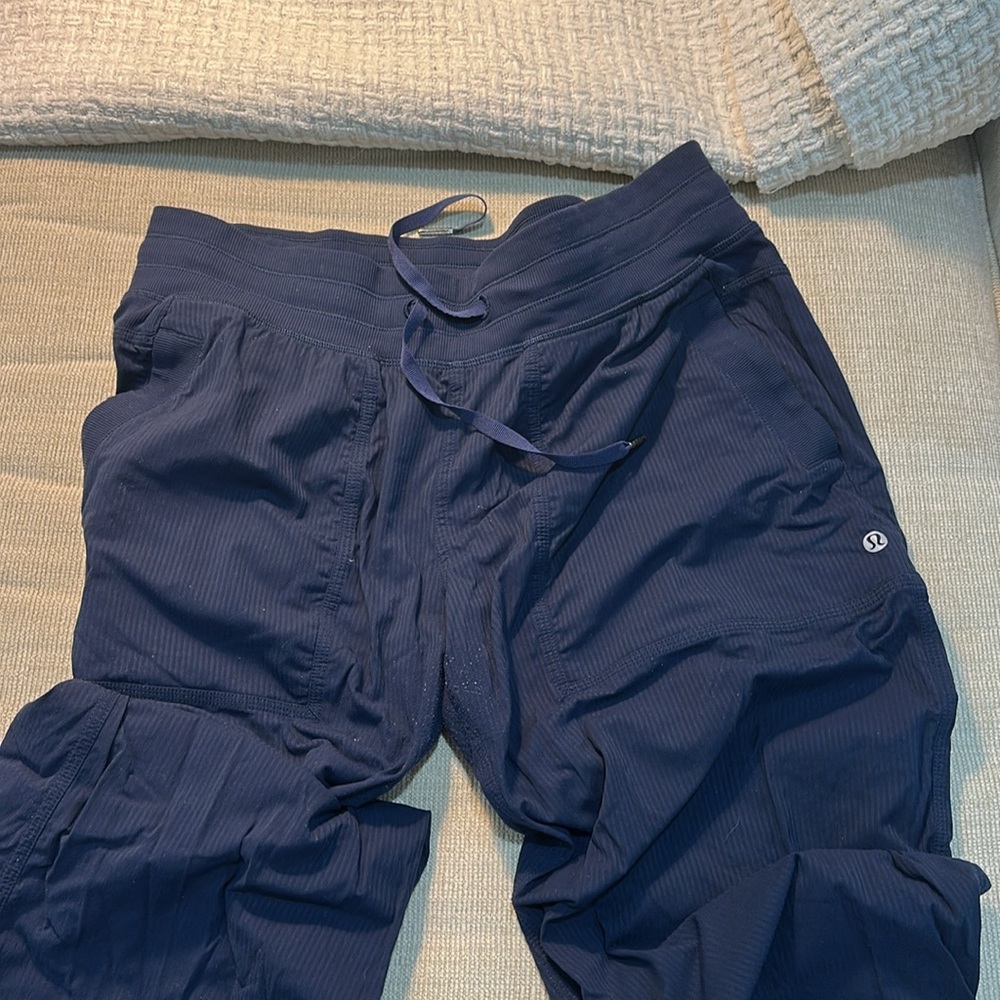 Lululemon Women’s Joggers Size 10 Navy - Picture 2 of 3